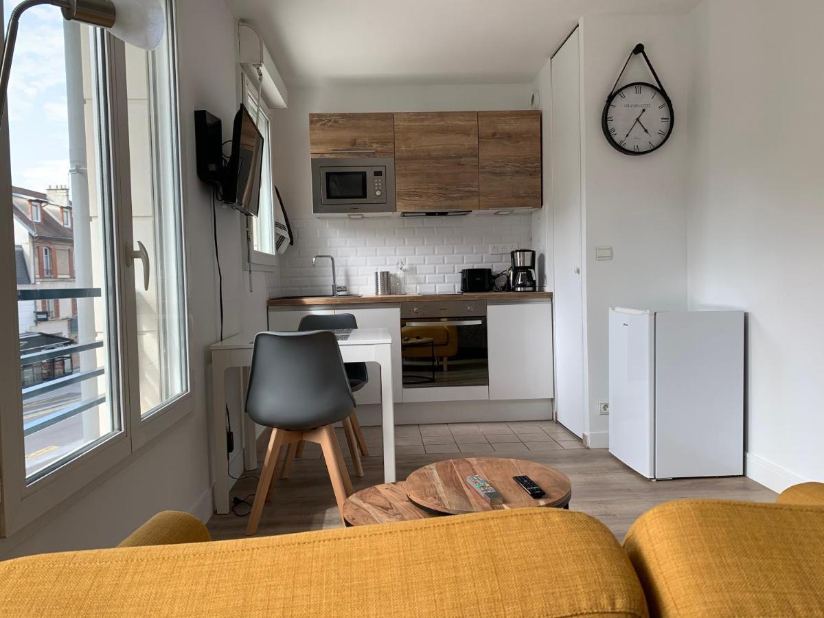 Beautiful Studio Located South Of Paris Bourg-la-Reine Kültér fotó